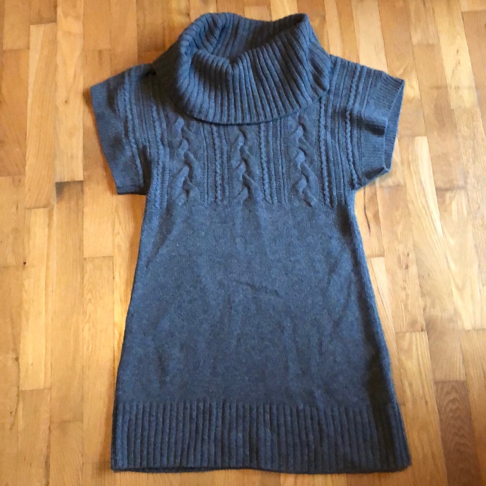 Banana Republic sweater dress M